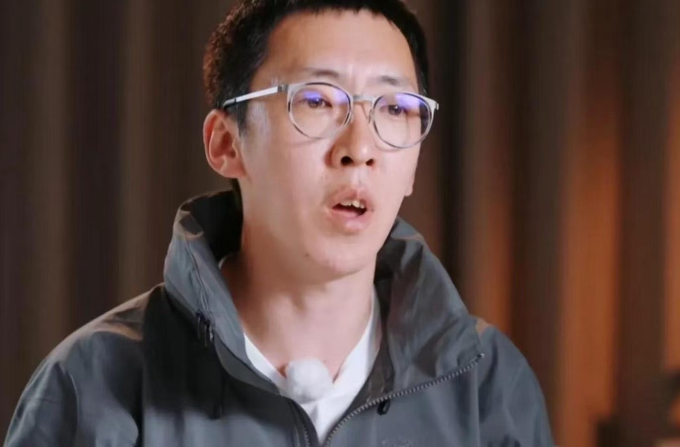 留几手不说，也想不到《再见爱人》中，杨子还有这样的幕后故事