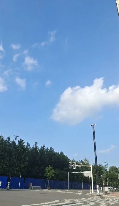 我朋友的父亲，都66岁了，竟然学人家出轨生儿子。因为她是独生女，他爸一直感觉没儿