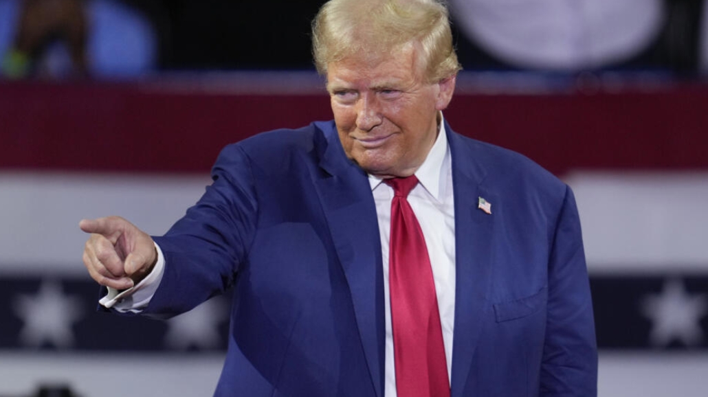 最新消息，美国大选仍然呈现出不确定的趋势，不管是特朗普还是哈里斯，都没有锁定升级