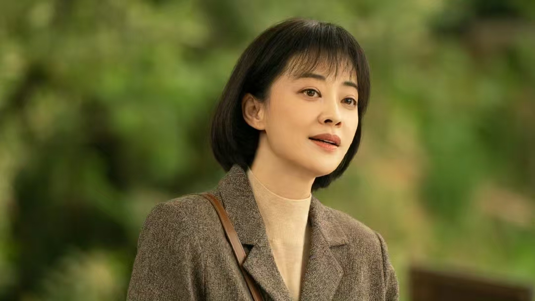 电视剧《六姊妹》热播引热议，演员演技无可挑剔。
由梅婷、陆毅、邬君梅、奚美娟等主