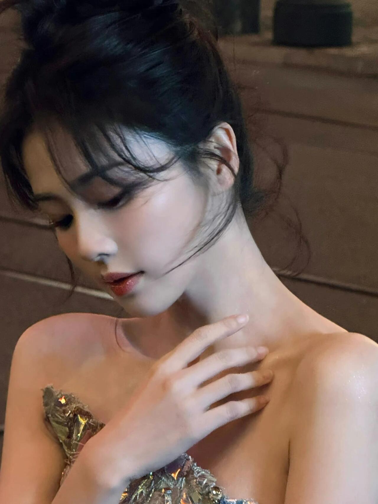 我天哪这是白鹿
