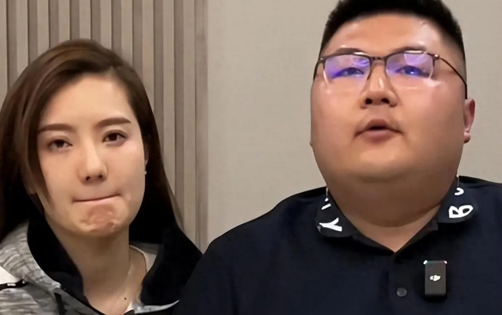 网红圈又出大瓜了！

猴哥何钰欣这对＂说车夫妻＂突然宣布离婚，真是让人大跌眼镜。