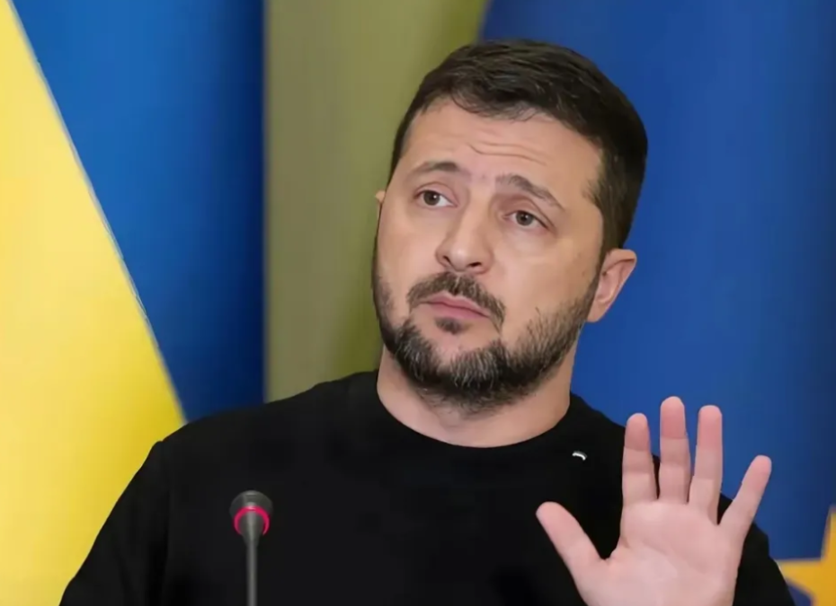 乌方刚刚突然宣布！

乌克兰总统泽连斯基在 11 月 28 日签署战时增税法案。