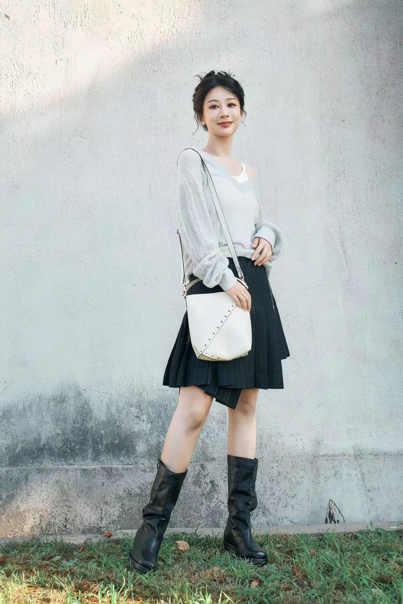 杨紫VS迪丽热巴:90后女星转型大比拼