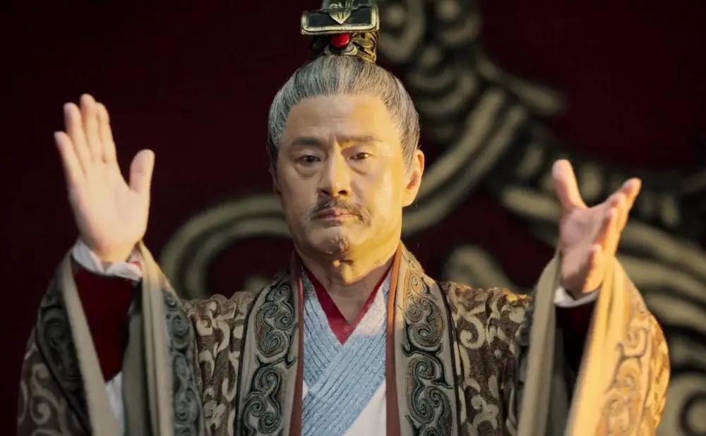 公元前299年，正值壮年的赵武灵王提出禅让，他向赵国的众臣道：“众卿，寡人今天要