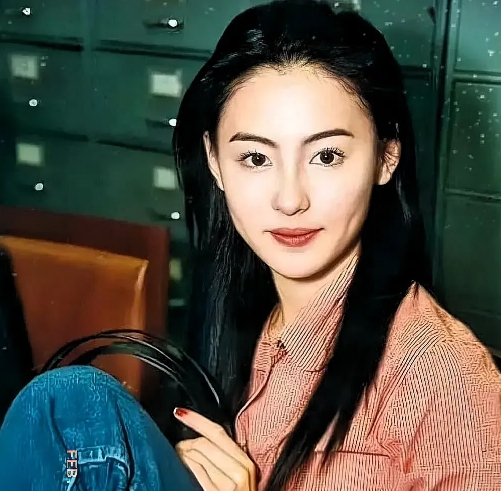 张柏芝：当时我七个月大的儿子在肚子里，我是怕他会有事发生，很多人骂我，说我不顾及