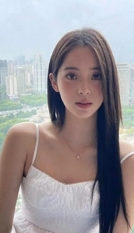 欧阳娜娜——气质高雅