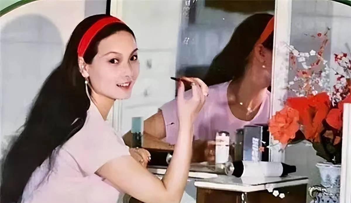 1992年，最美“刘三姐”程春莲卖身103次，共受贿76万，被逮捕后却大喊：“你