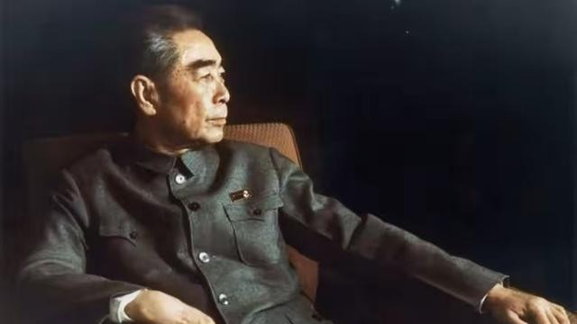 55年周总理见到救命恩人，直言：你的军衔是低了些，恩人作何答复