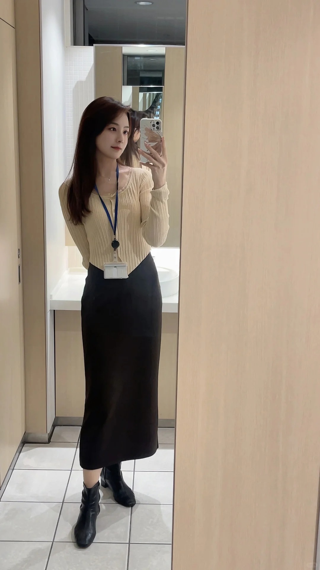 🇯🇵 dailylook 开心一天赚一天
感觉天气突然热起来了呢

明亮的颜