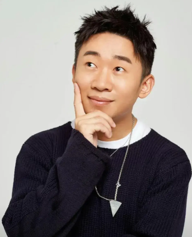 本人最讨厌的15位主持人，不服来辩：

第一个：李诞
整天一副懒洋洋的样子，说话