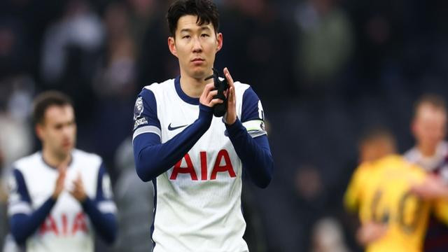 英超最新积分战报：2大豪门意外失利，热刺惨遭逆转，曼城狂轰4球