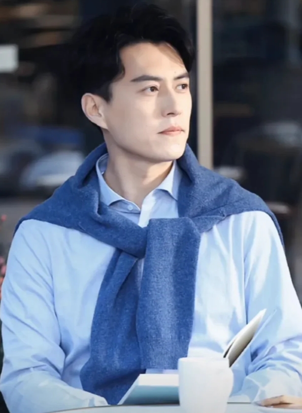 靳东为什么突然不红了？