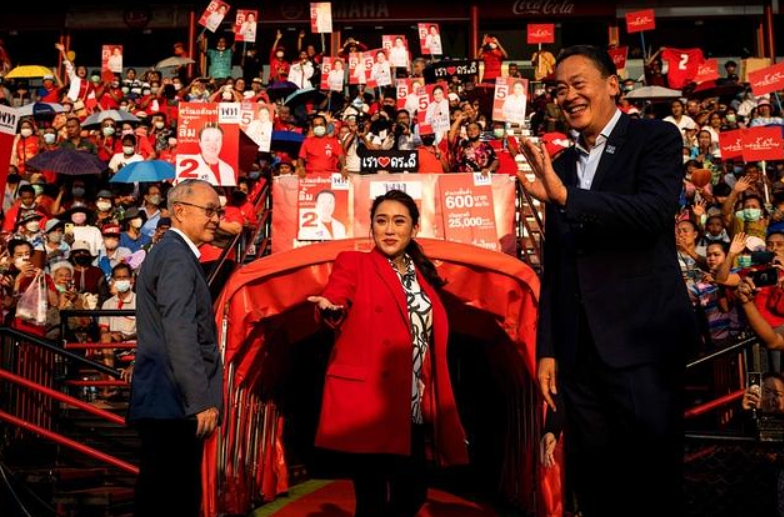 泰国新总理候选人贝东丹有5个不可思议。

1.不可思议，居然在中国生活了10年，