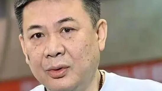 定了，女排主教练出炉，58岁名帅签约，4年合同，央视报道
