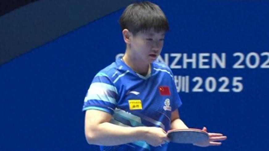 亚洲杯喜讯，国乒首胜到来：王牌3-0，世界第1打疯，全场为她欢呼