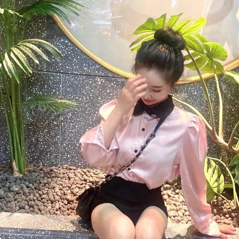 有美女网红需要拍照