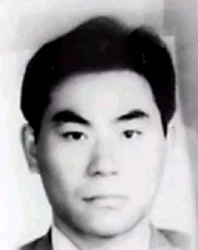 警察抓捕悍匪 万光旭被击毙

                         