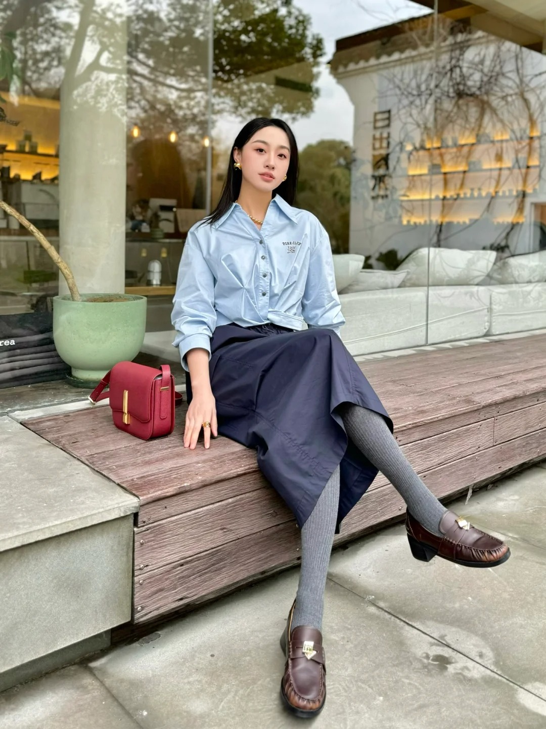 衬衫+半身裙 减龄学院风