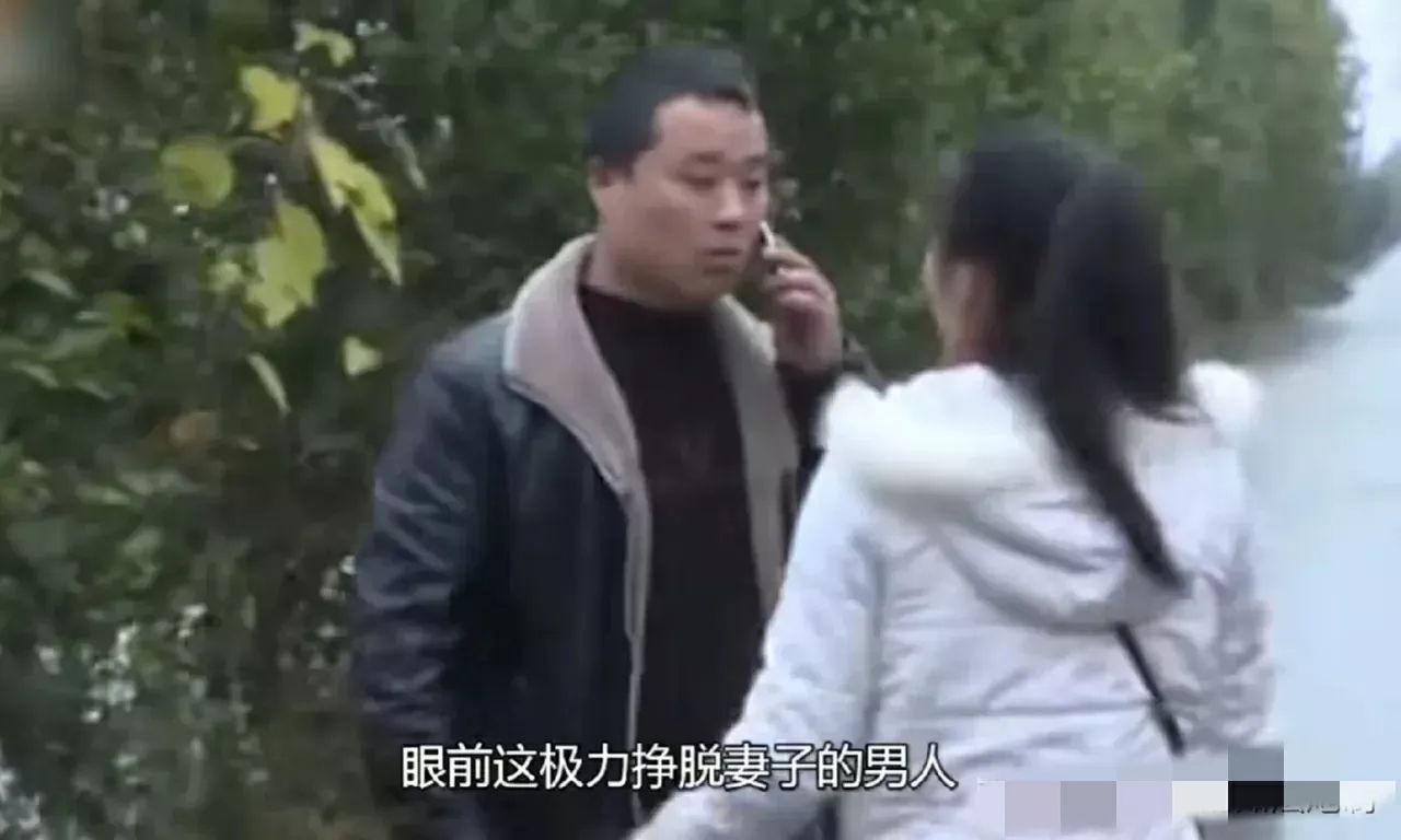 河南，女子不幸出了车祸，为了救命，丈夫借遍了亲戚朋友，凑了20多万，硬是将妻子从