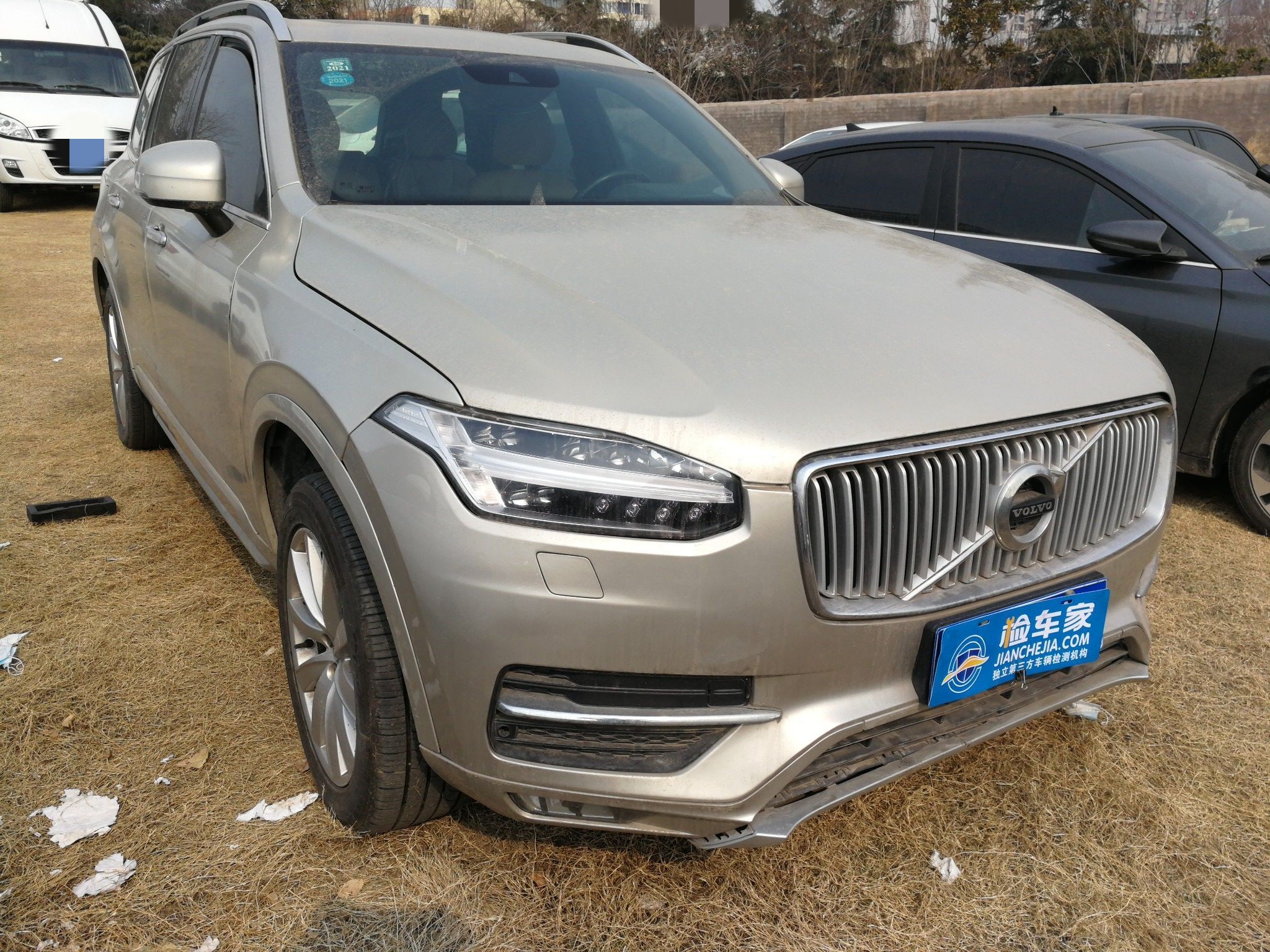 兄弟们，沃尔沃XC90的二手车行情彻底废了！
16年的沃尔沃XC90，无事故、火