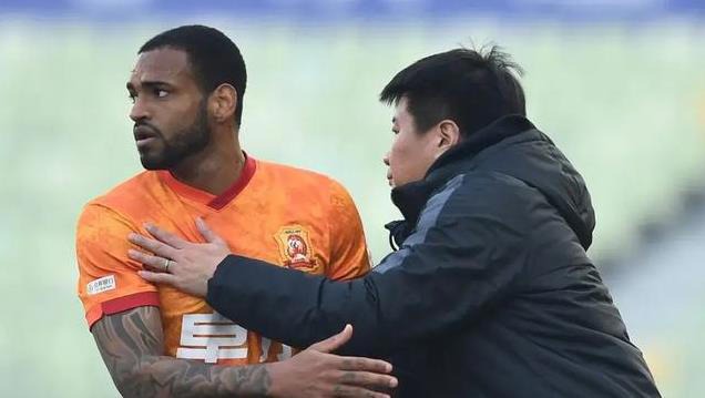 李金羽神奇执教！辽宁铁人2-1胜联赛冠军