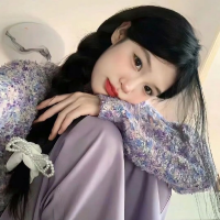 爱八卦的小黑