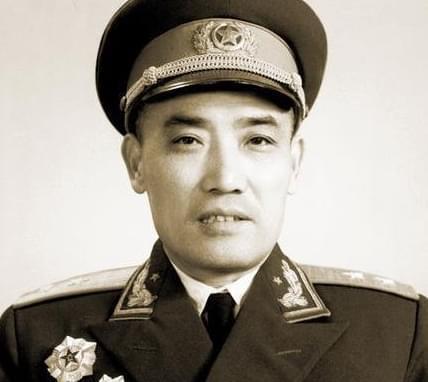 八路军升迁最慢的团长，7年里未升一级，被部下超越，晚年却大放异彩。

在解放之初