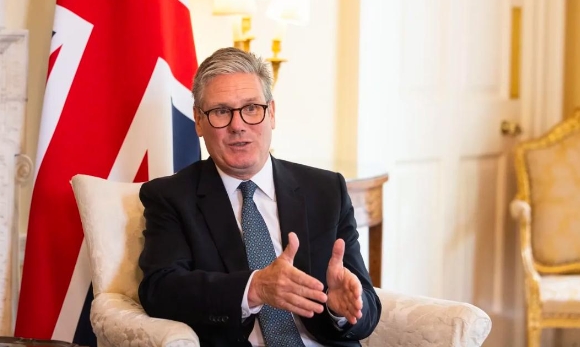 英国首相准备向乌克兰派遣部队。

当地时间2月16日，英国首相斯塔默表示，英国准
