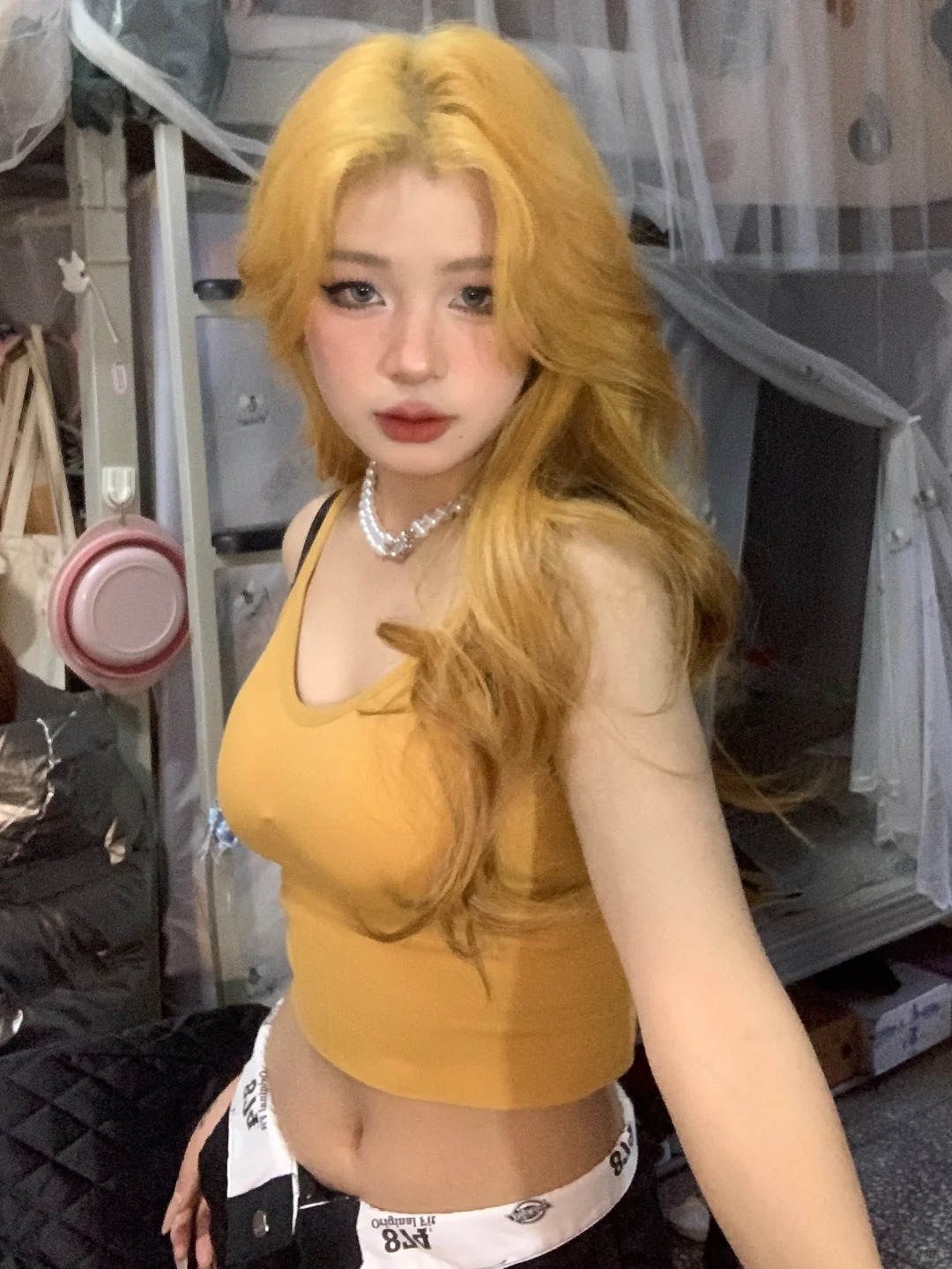 卸妆之后自己都觉得离谱🤯
在小学生与大学生之间反复横跳