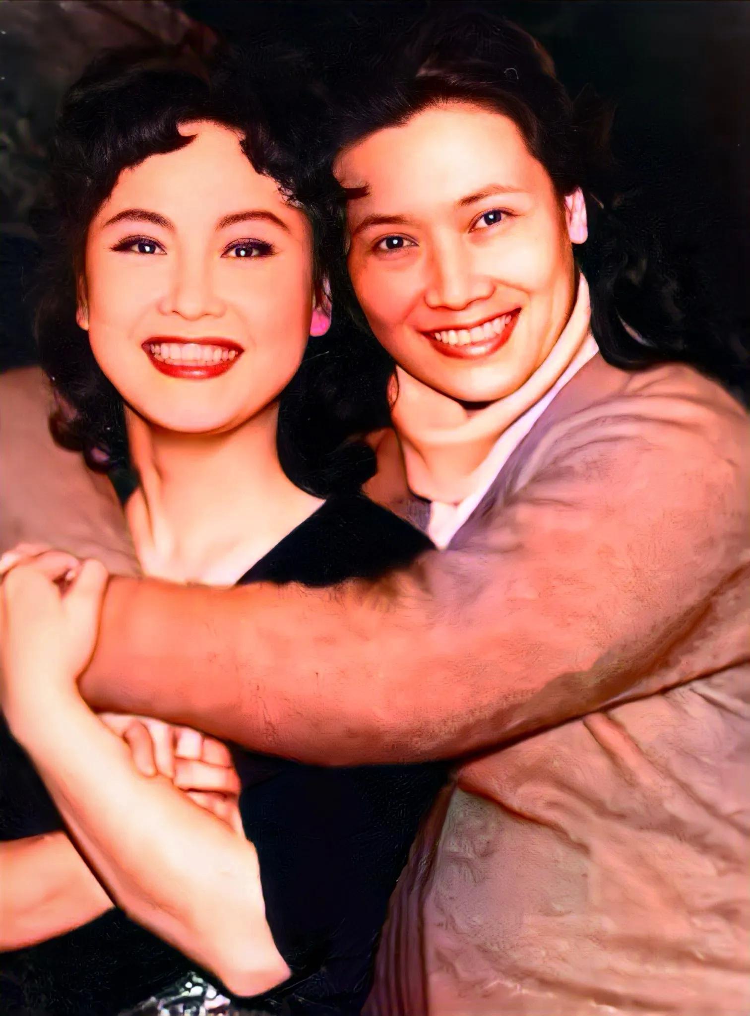 群星璀璨的八十年代, 影星 歌星彼此辉映。成就了那个时代的辉煌