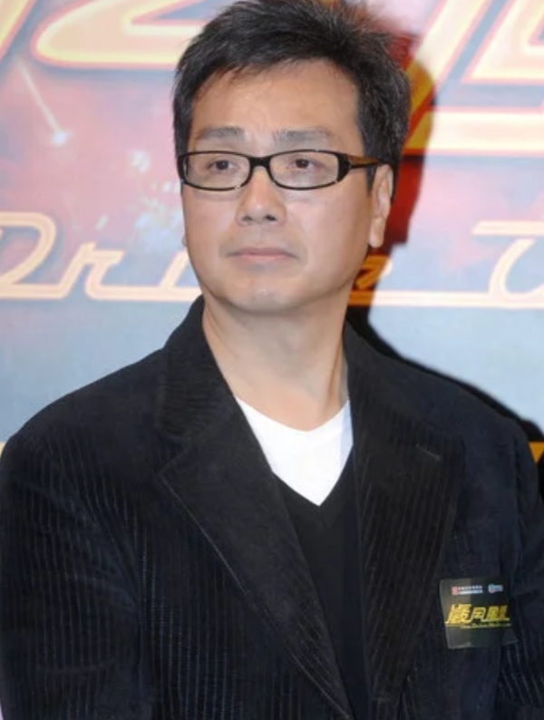 痴情种伍卫国，与刘晓庆分开后，仍未婚