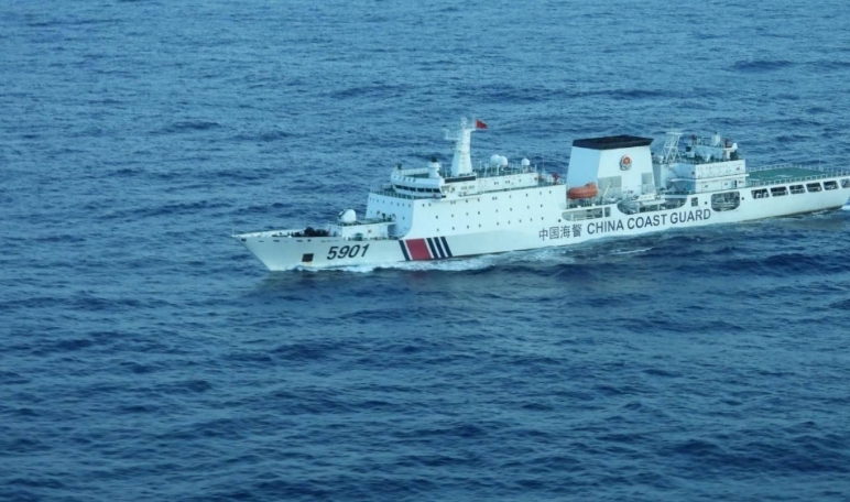 小马科斯闯大祸了！中国万吨海警船逼近菲律宾，给美国上了一课。

1月4日傍晚，菲