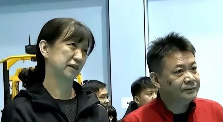 啪啪啪，代表女排国家层面的赖蔡有点被打脸了！
代表中国的天津女排在杭州世俱杯创造