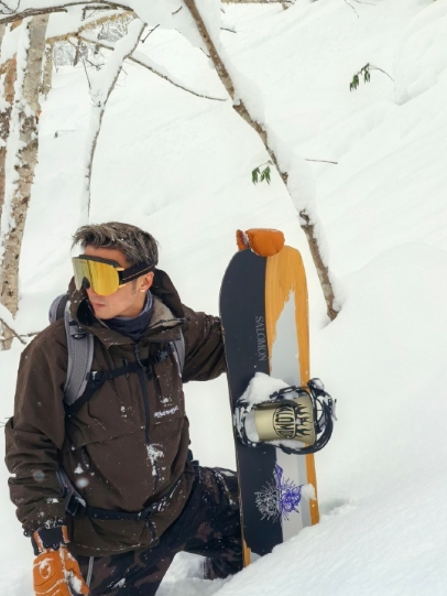 #谢霆锋和Lucas一起滑雪