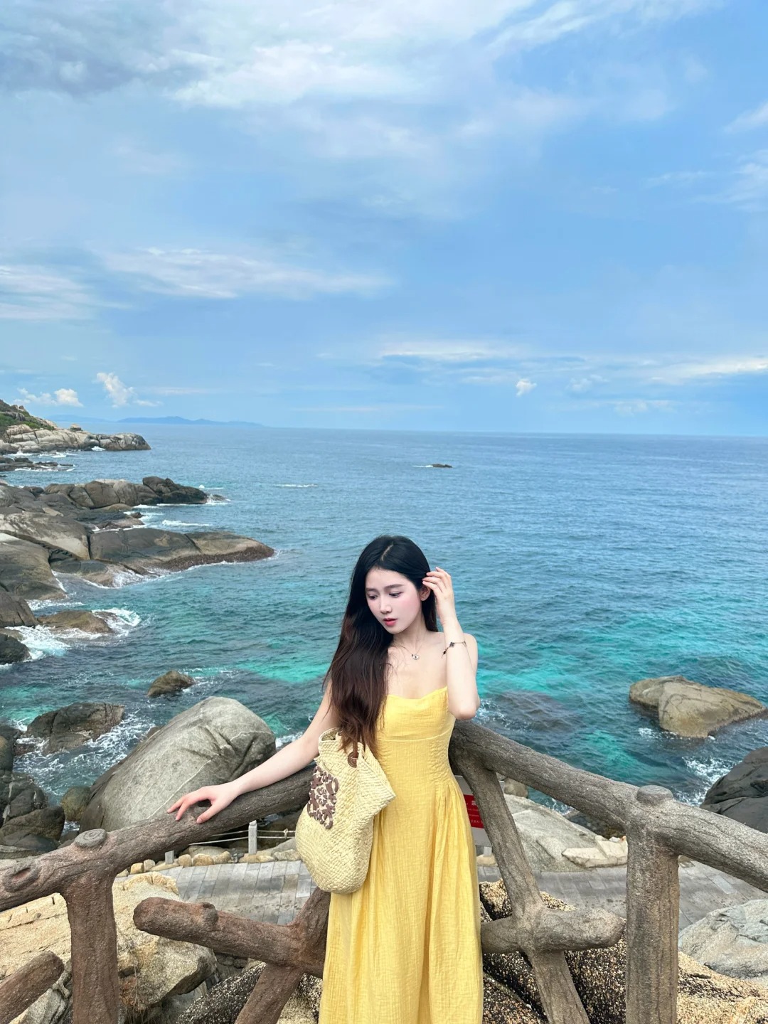 ♪ 𓈒🏝海岛日记🧽⭐️𓂃꙳⋆
蜈支洲岛的海不愧是中国的“马尔代夫”