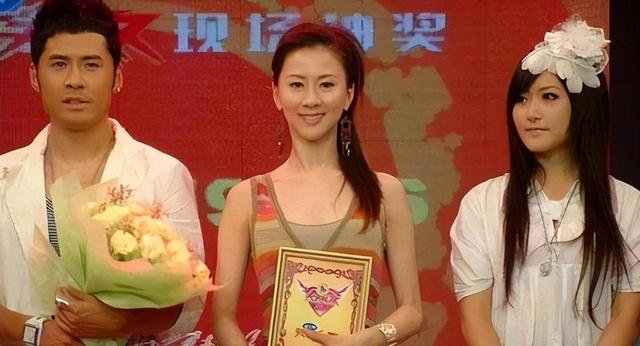 汤加丽:因“人体模特”和丈夫离婚,遭父母嫌弃,今48岁孤身一人-第21张图片-九妖电影 汤加丽:因“人体模特”和丈夫离婚,遭父母嫌弃,今48岁孤身一人-第21张图片-九妖电影