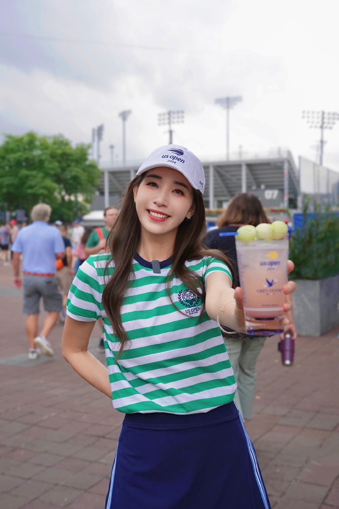 高性价比玩转US Open🍹🌮吃喝攻略
现场超多吨吨吨摊位，高低得整4杯👀