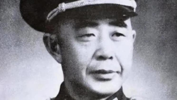 兵团司令员降为军长, 1955年拟授少将, 毛主席：低了，他必须是上将