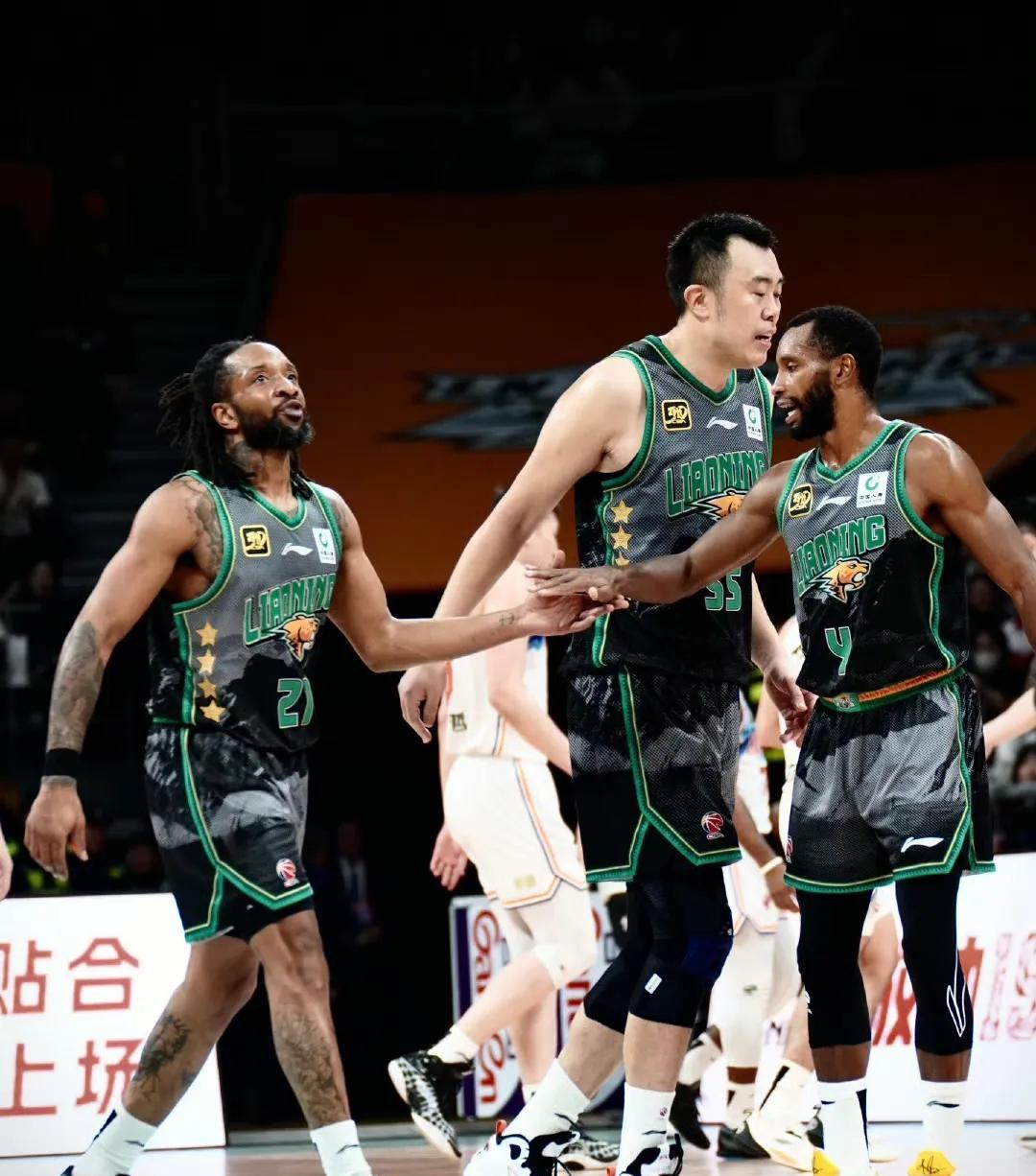 漂亮！辽宁115:89新疆，3位球员表现满分
1.威尔斯
天神下凡，绝对大腿，今