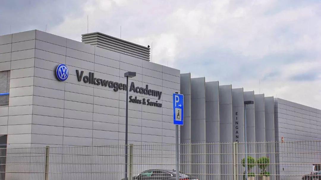 中国不配合，大众汽车或将崩塌，减薪裁员能否成救命稻草？