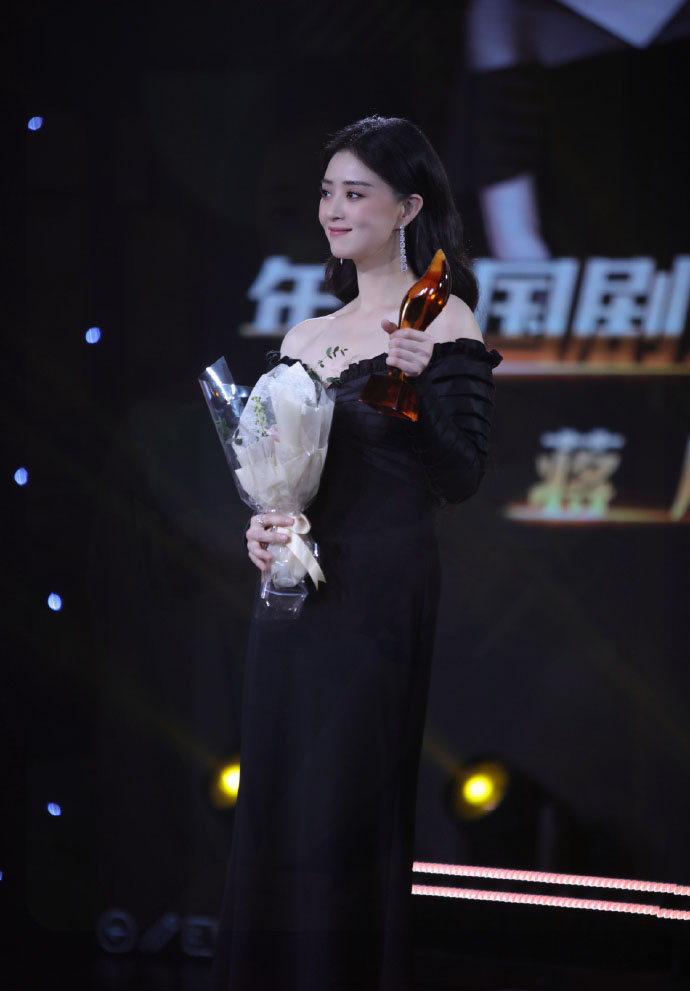 瘦下来的蒋欣像谁