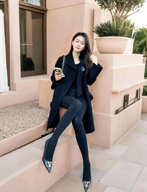 这就是传说中的先天柳如烟圣体。