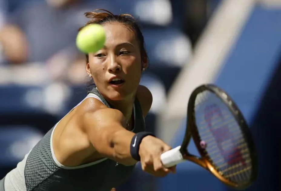 美网🎾首日中国选手战报：

1、郑钦文：晋级下一轮，收获14万美元
2、王雅繁