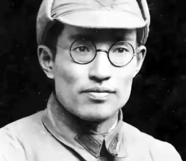 朱瑞弃高位选炮兵，理想信念照人心