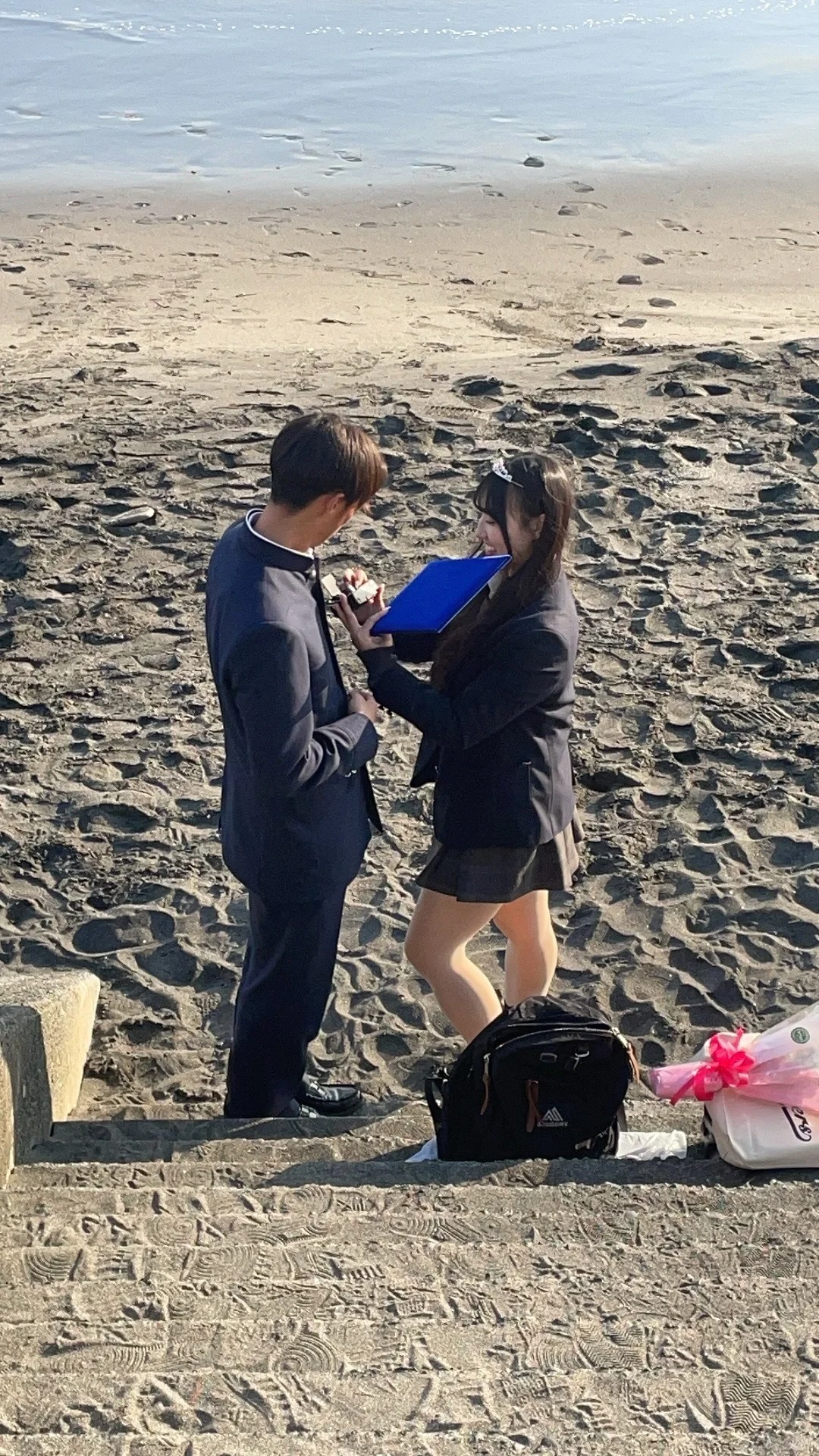 在日本海边被高中生ditto到
想哭