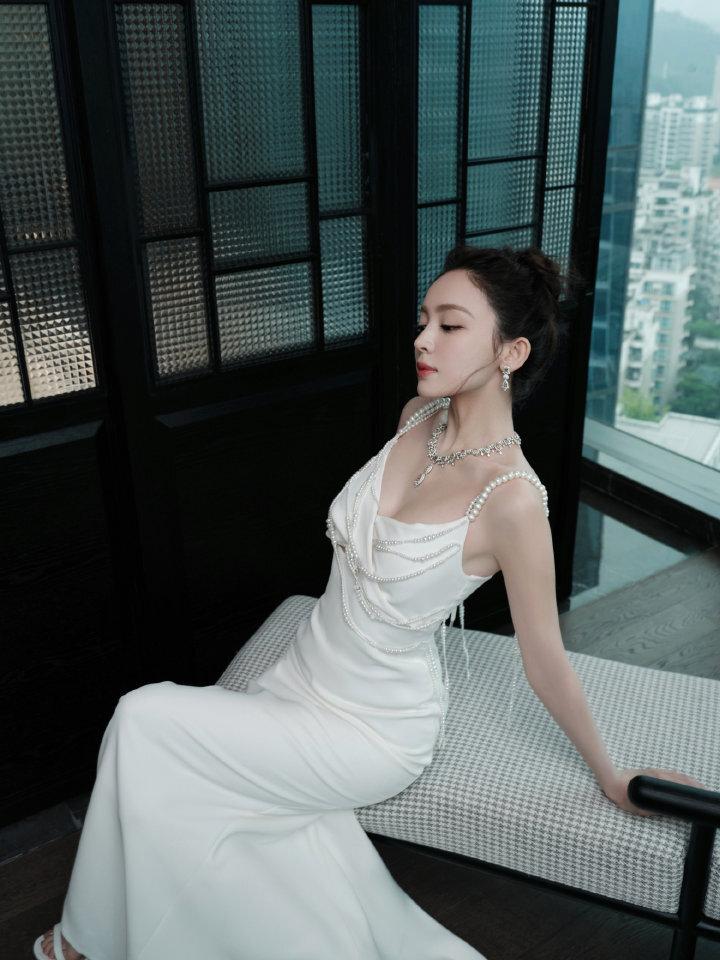 古力娜扎的美,征服了多少男人的心