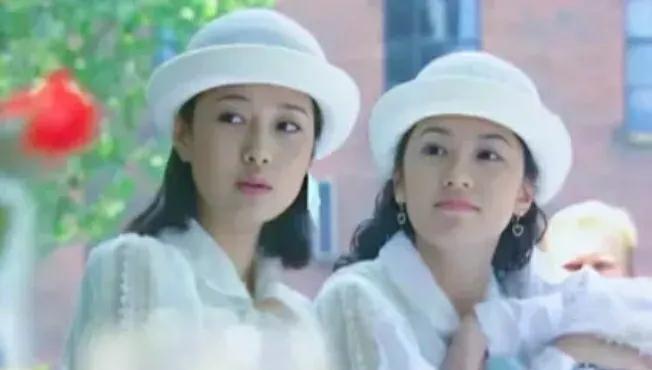 年轻时的马伊琍太美了！
和贾静雯同框，美貌也是有过之而无不及…… ? ???