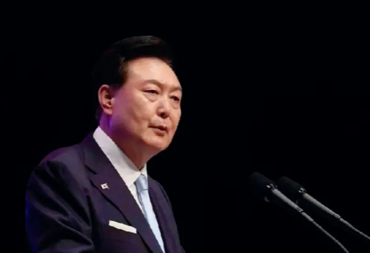 韩国刚刚传来新消息！

韩国公调处1月3日刚执行的逮捕令，中午就被停止，外界普遍