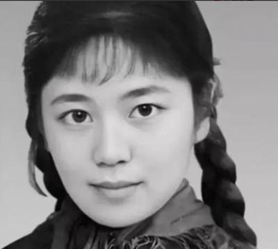 女知青嫁农民，新婚甜蜜却变家暴，18年后喝药悔恨